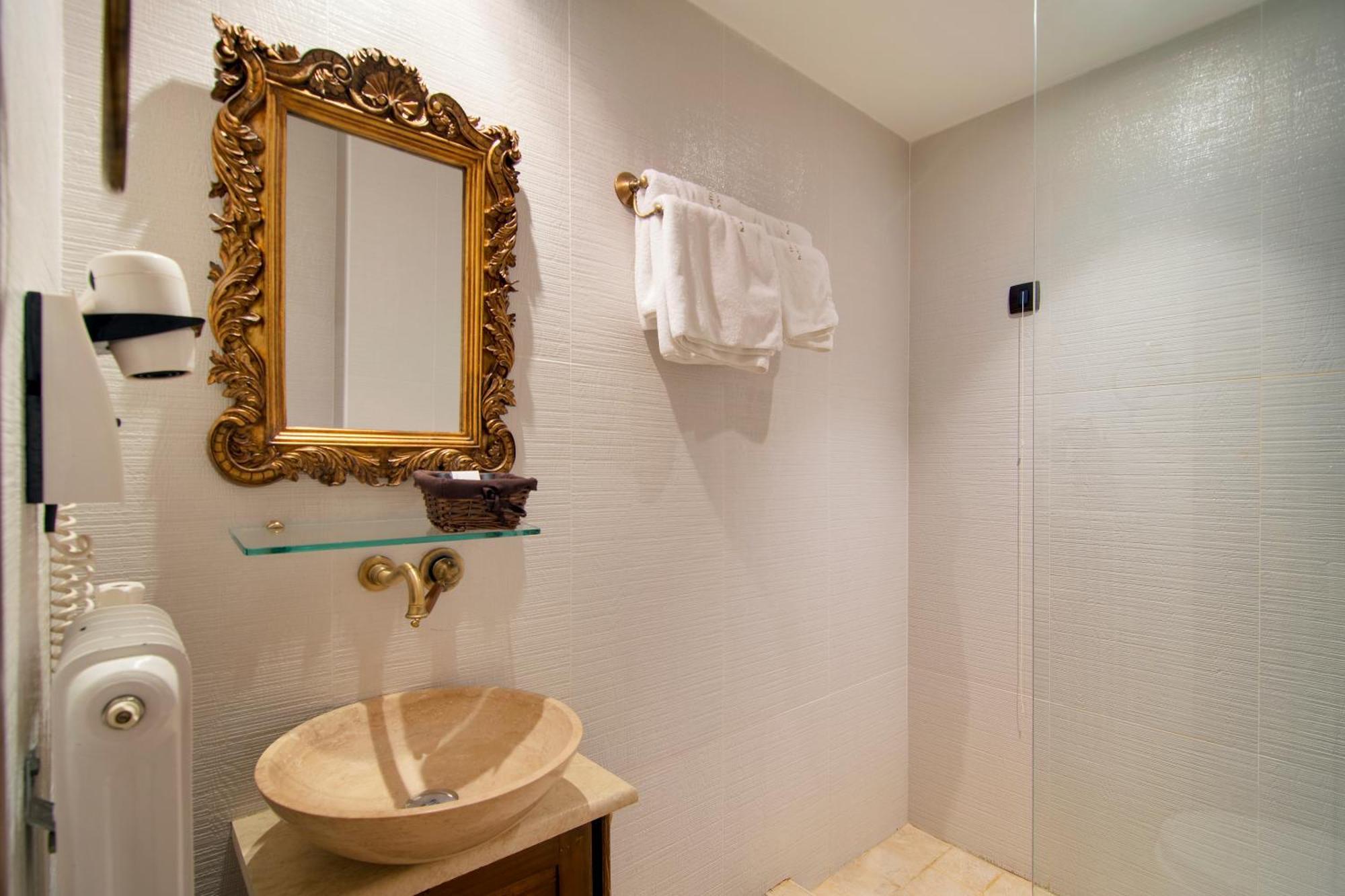 Hotel Kassaros Maçova Oda fotoğraf